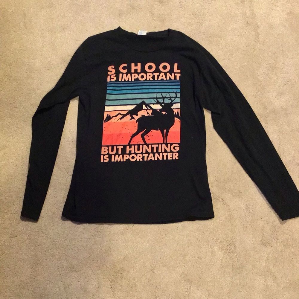 Hunting Black Graphic Long Sleeve Tee